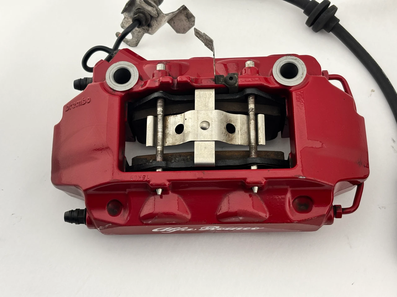 2015-2020 Alfa Romeo 4C OEM Brake Calipers / Set of 4 / Red / 43K AR401 - Image 6