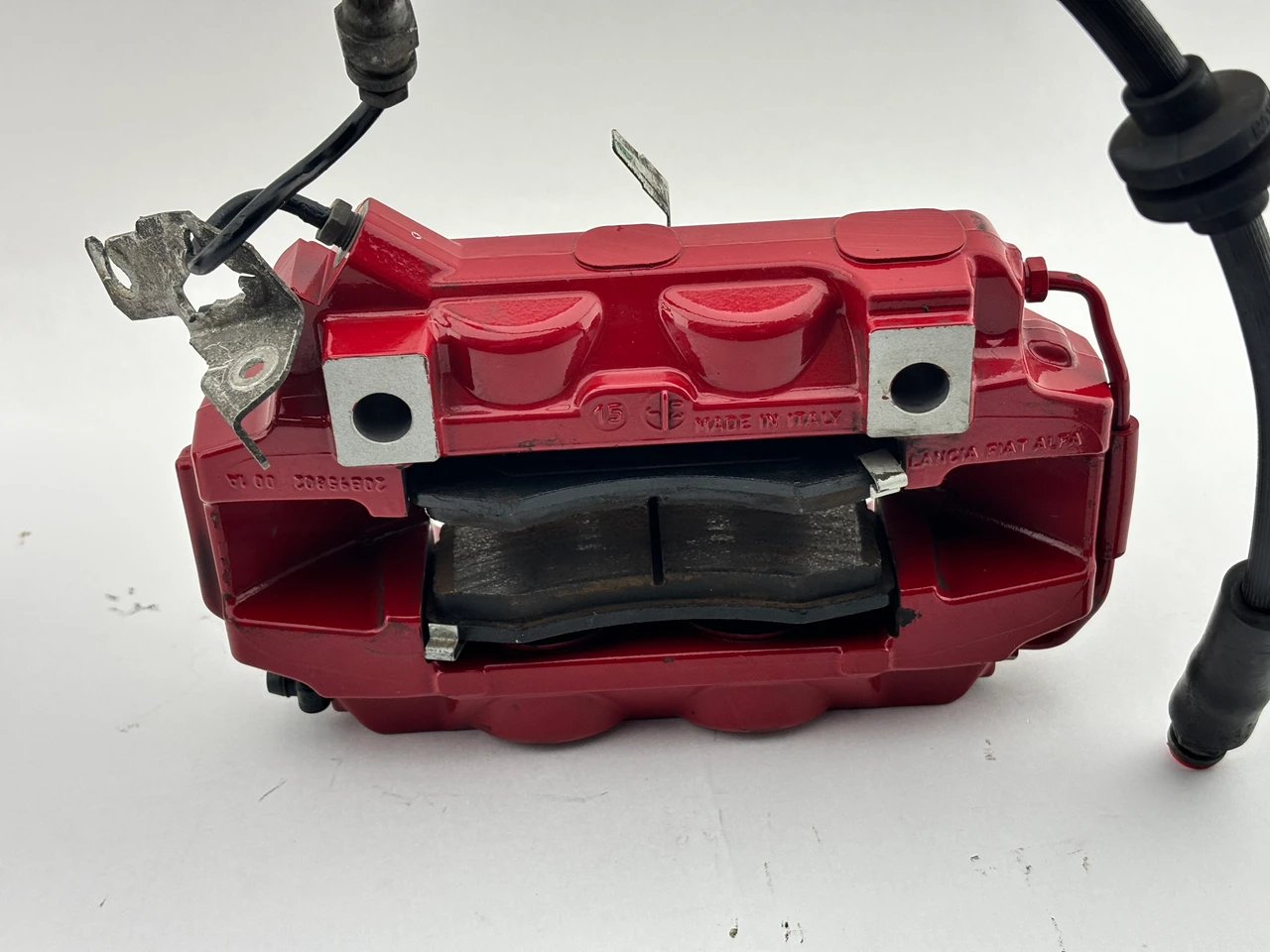 2015-2020 Alfa Romeo 4C OEM Brake Calipers / Set of 4 / Red / 43K AR401 - Image 10