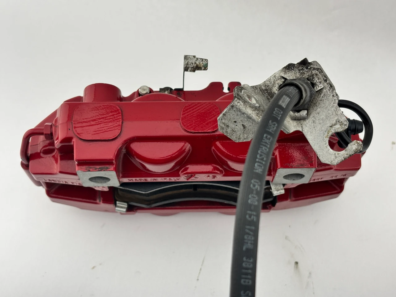 2015-2020 Alfa Romeo 4C OEM Brake Calipers / Set of 4 / Red / 43K AR401 - Image 7