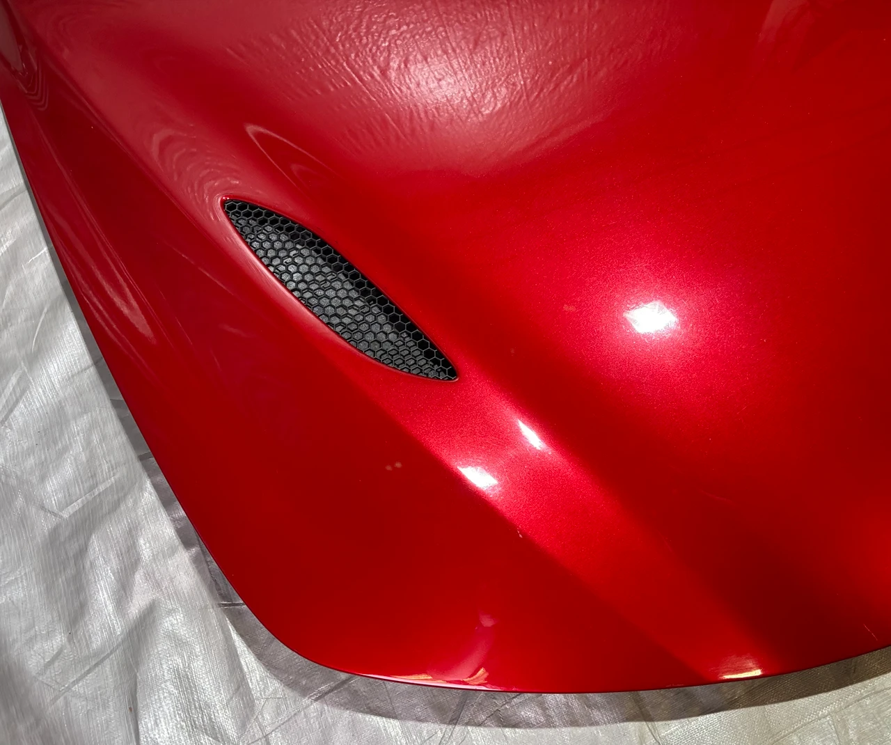 2017-2024 Alfa Romeo Giulia Quadrifoglio Carbon Fiber Hood Panel w/ Vents / Rosso Competizione AG007 - Image 8