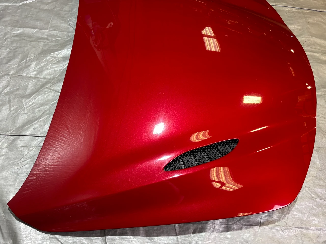 2017-2024 Alfa Romeo Giulia Quadrifoglio Carbon Fiber Hood Panel w/ Vents / Rosso Competizione AG007 - Image 2