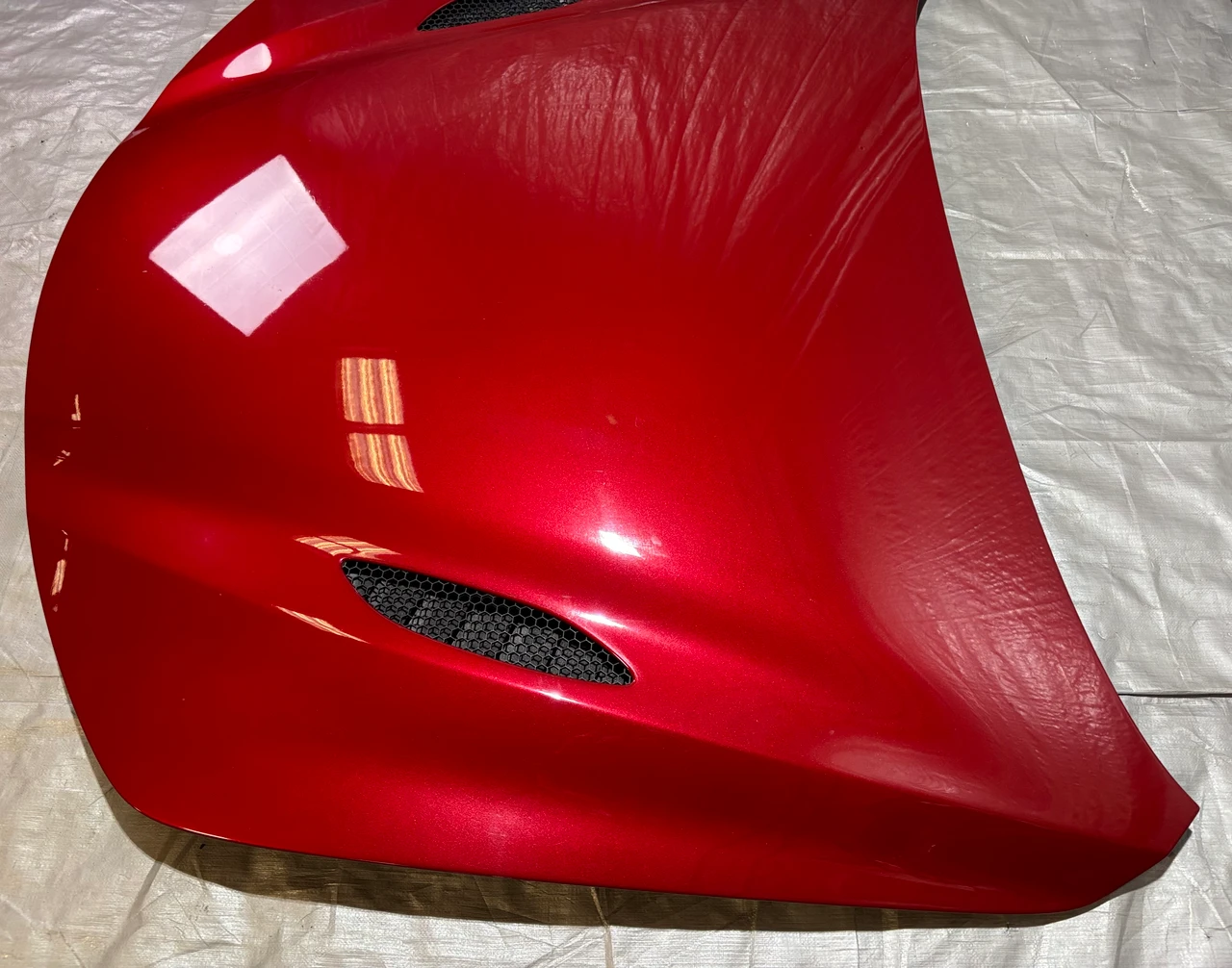 2017-2024 Alfa Romeo Giulia Quadrifoglio Carbon Fiber Hood Panel w/ Vents / Rosso Competizione AG007 - Image 3
